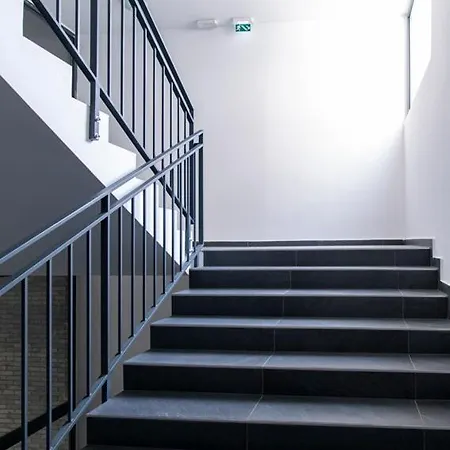 Bishop Apartman