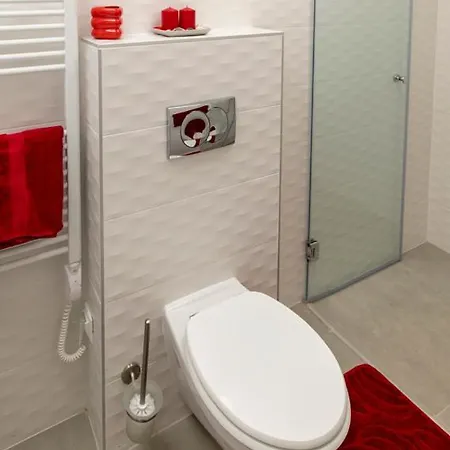 Bishop Apartman Apartment